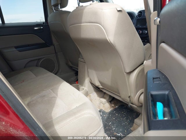 Jeep Patriot Latitude 2014 1C4NJRFB6ED531140 Image 8