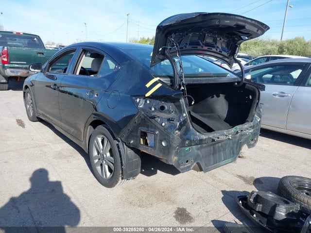 Hyundai Elantra Value Edition 2017 5NPD84LF2HH157481 Image 3