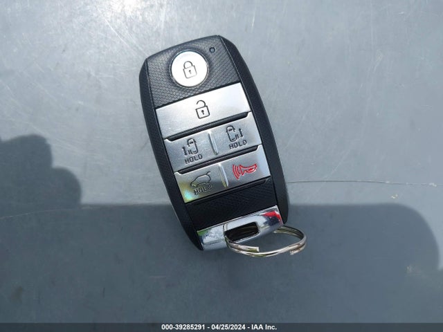KIA SEDONA EX 2016 KNDMC5C16G6157758 Image 11