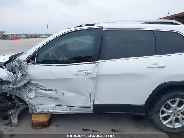 1C4PJLLB3JD537840 Jeep Cherokee Latitude Plus Fwd