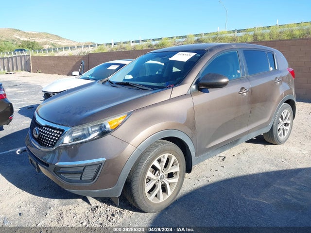 KIA Sportage Lx 2014 KNDPB3AC6E7627934 Image 2