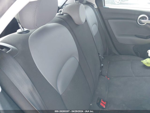 2017 FIAT 500X ZFBCFYAB3HP546808 Photo 7