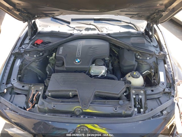 BMW 320i 2016 WBA8A9C51GK615938 Image 10