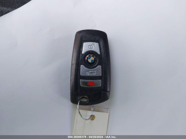BMW 320i 2016 WBA8A9C51GK615938 Image 11