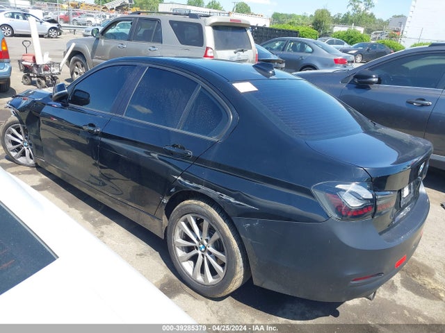 BMW 320i 2016 WBA8A9C51GK615938 Image 14