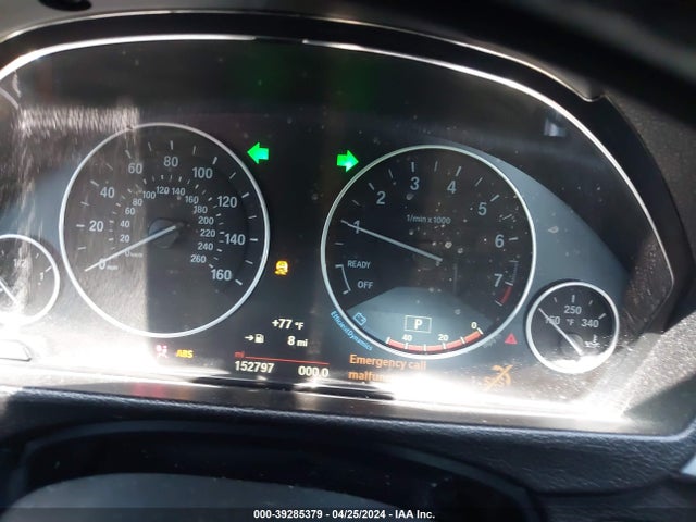 BMW 320i 2016 WBA8A9C51GK615938 Image 7