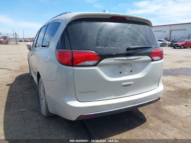 2C4RC1BG1KR627765 Chrysler Pacifica Touring L
