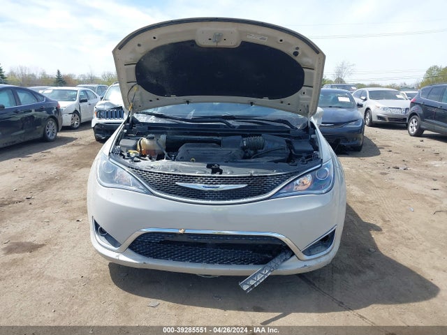 2C4RC1BG1KR627765 Chrysler Pacifica Touring L