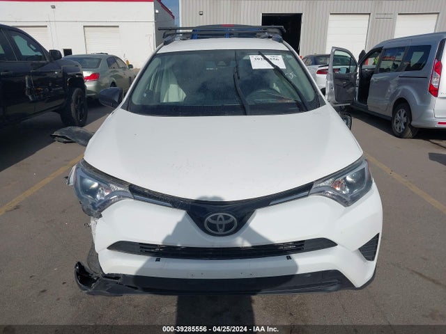 Toyota RAV4 LE 2017 JTMBFREV7HJ127382 Image 11