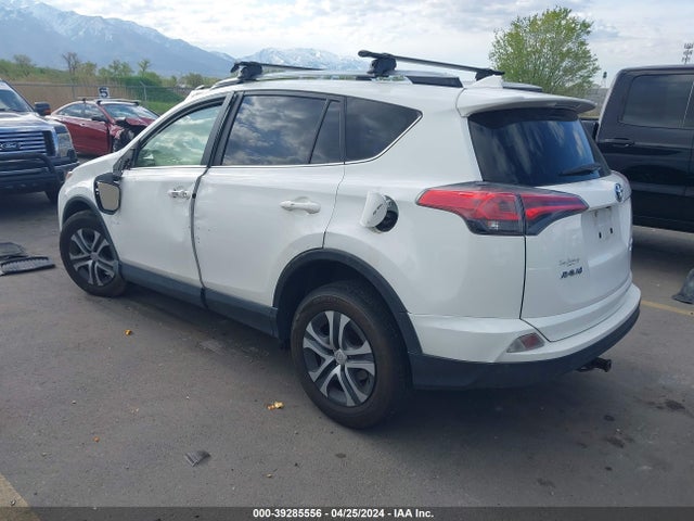 Toyota RAV4 LE 2017 JTMBFREV7HJ127382 Image 3