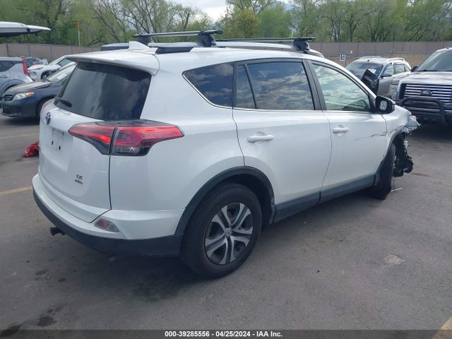 Toyota RAV4 LE 2017 JTMBFREV7HJ127382 Image 4