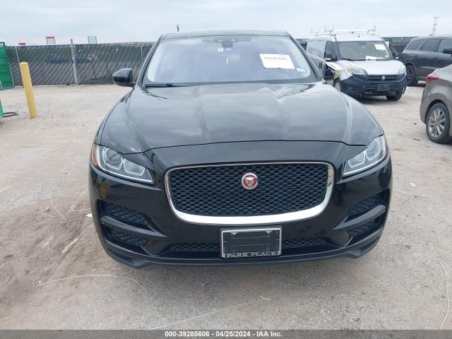 Jaguar F-PACE 35T 2017 SADCS2BV5HA082068 Image 12