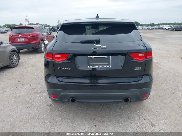 Jaguar F-PACE 35T 2017 SADCS2BV5HA082068 Image 16