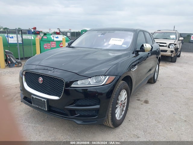 2017 JAGUAR F-PACE SADCS2BV5HA082068 Photo 5
