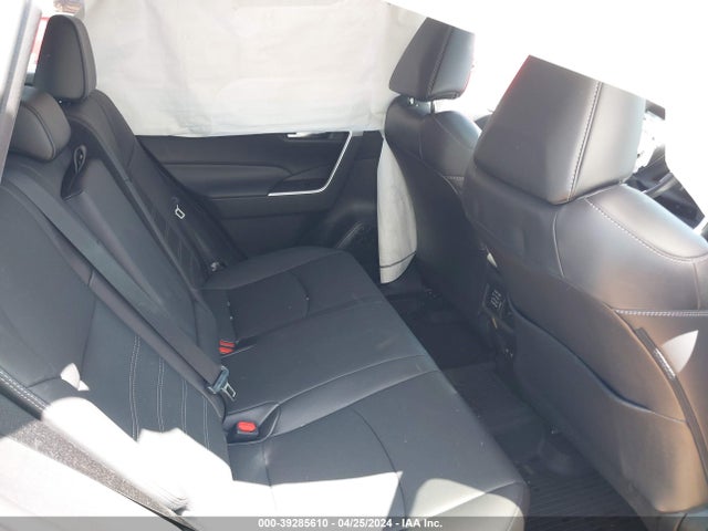 Toyota Rav4 Xle Premium 2021 2T3C1RFV5MC150352 Image 8