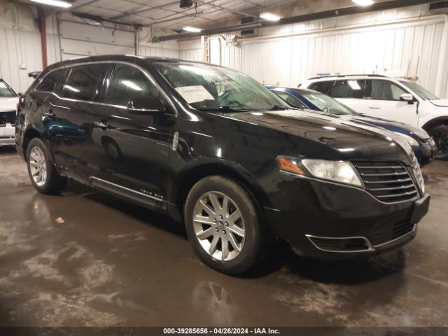 2LMHJ5NK4KBL02092 Lincoln Mkt Livery