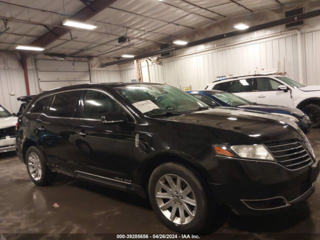 2LMHJ5NK4KBL02092 Lincoln Mkt Livery