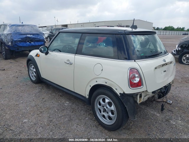 2012 MINI COOPER WMWSU3C54CT255059 Photo 2