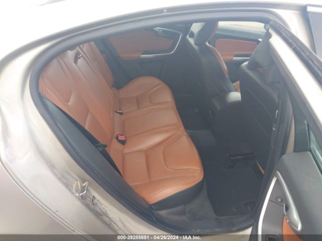 YV1612TKXF2338190 Volvo S60 T5 Premier