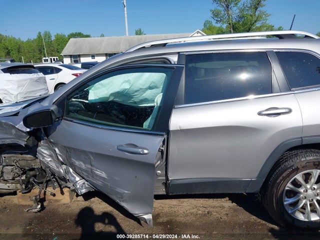 1C4PJMCB6KD299750 Jeep Cherokee Latitude 4x4