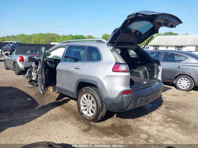 1C4PJMCB6KD299750 Jeep Cherokee Latitude 4x4
