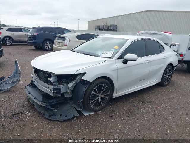 Toyota CAMRY SE 2020 4T1G11AK7LU355693 Image 2