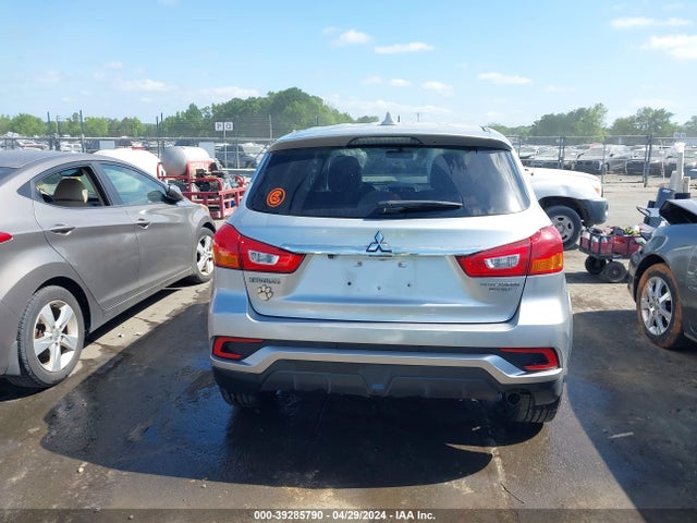 JA4AP3AU6JU023757 Mitsubishi Outlander Sport 2.0 Es/2.0 Le
