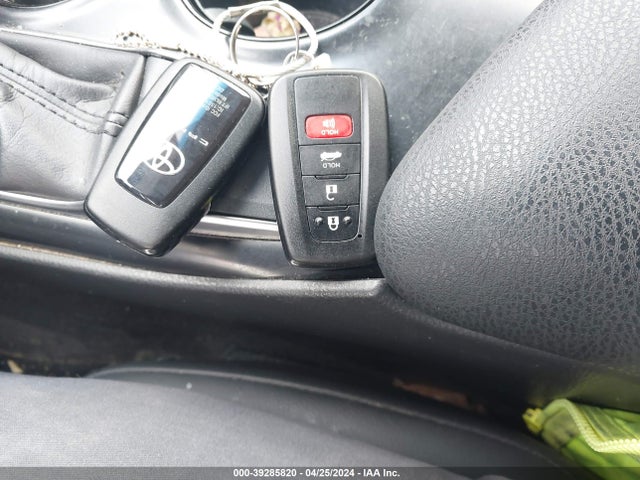 Toyota CAMRY SE 2018 JTNB11HK2J3045292 Image 11