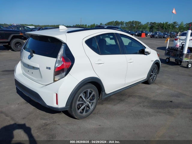 Toyota Prius C One 2018 JTDKDTB36J1604993 Image 4