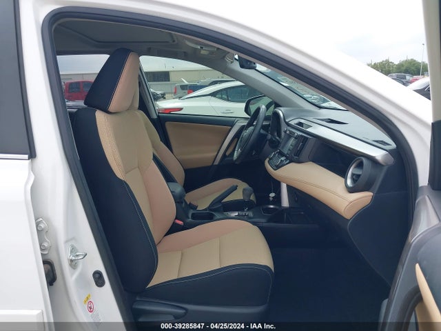 Toyota Rav4 Xle 2018 JTMWFREV4JD117608 Image 5