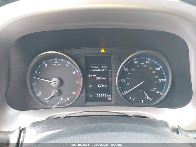 Toyota Rav4 Xle 2018 JTMWFREV4JD117608 Image 7