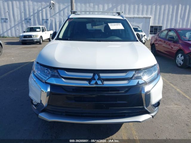 JA4AZ3A38JZ006396 Mitsubishi Outlander Sel