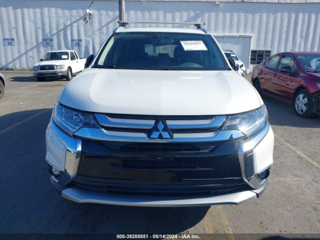 JA4AZ3A38JZ006396 Mitsubishi Outlander Sel