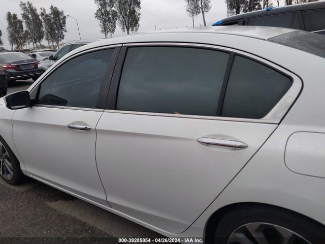 Honda Accord Sport 2015 1HGCR2F59FA106145 Image 14