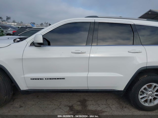 Jeep Grand Cherokee Laredo E 4x2 2019 1C4RJEAGXKC699281 Image 14