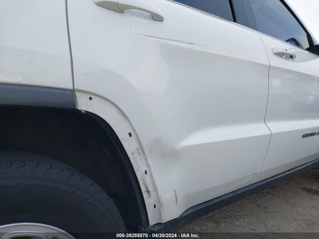 Jeep Grand Cherokee Laredo E 4x2 2019 1C4RJEAGXKC699281 Image 18