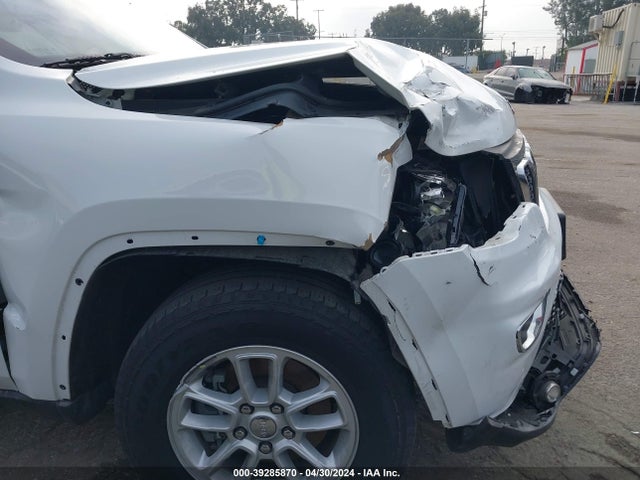 Jeep Grand Cherokee Laredo E 4x2 2019 1C4RJEAGXKC699281 Image 6