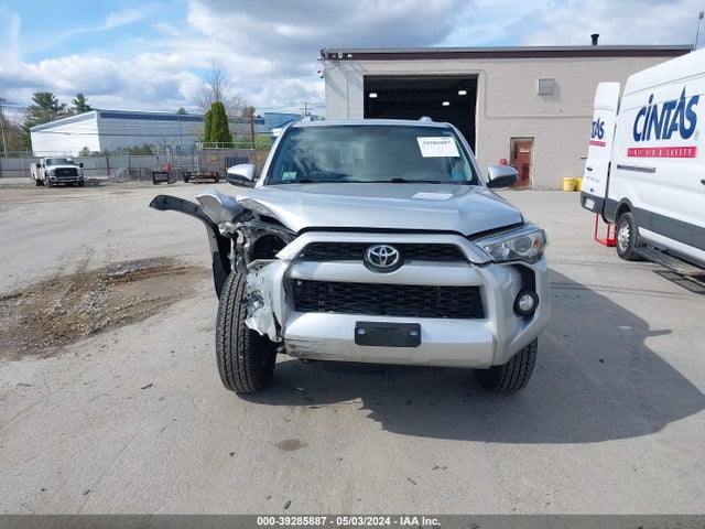 Toyota 4RUNNER SR5 2015 JTEBU5JR3F5215418 Image 12