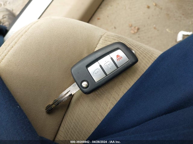 Nissan ROGUE S 2015 5N1AT2MV2FC858988 Image 11