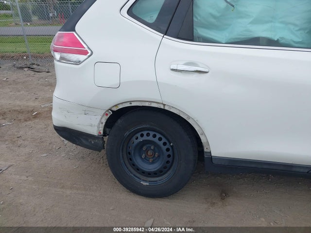 Nissan ROGUE S 2015 5N1AT2MV2FC858988 Image 6