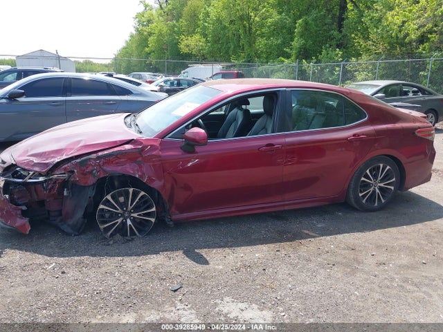 Toyota CAMRY SE 2018 4T1B11HK2JU547598 Image 14