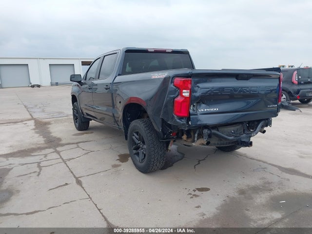 Chevrolet Silverado 1500 Custom Trail Boss 2019 1GCPYCEF7KZ380121 Image 3