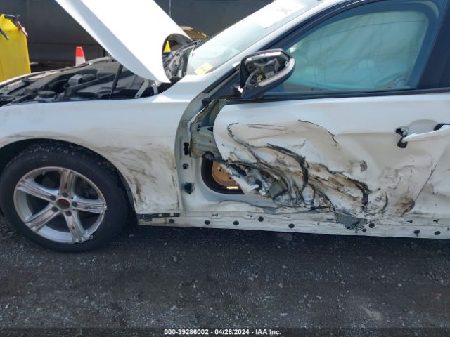 WBA3B1C50EK132818 BMW 320i