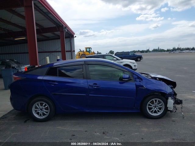 Toyota Prius Three 2016 JTDKARFU1G3500259 Image 14