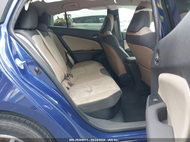 Toyota Prius Three 2016 JTDKARFU1G3500259 Image 8