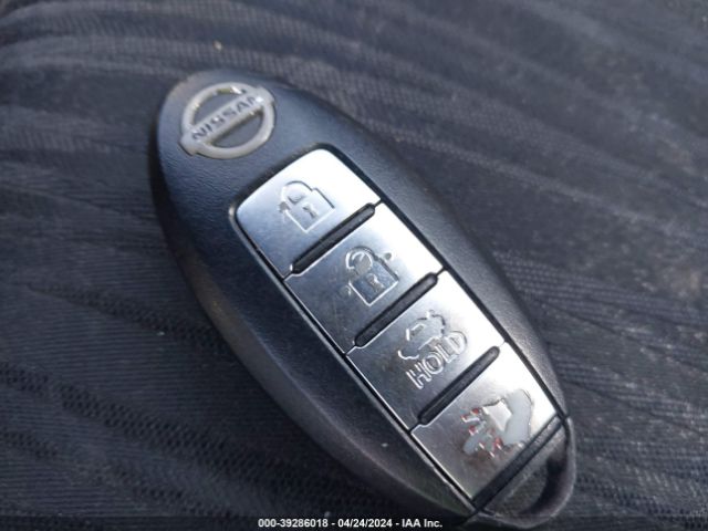 3N1AB7AP5HY270493 Nissan SENTRA SV