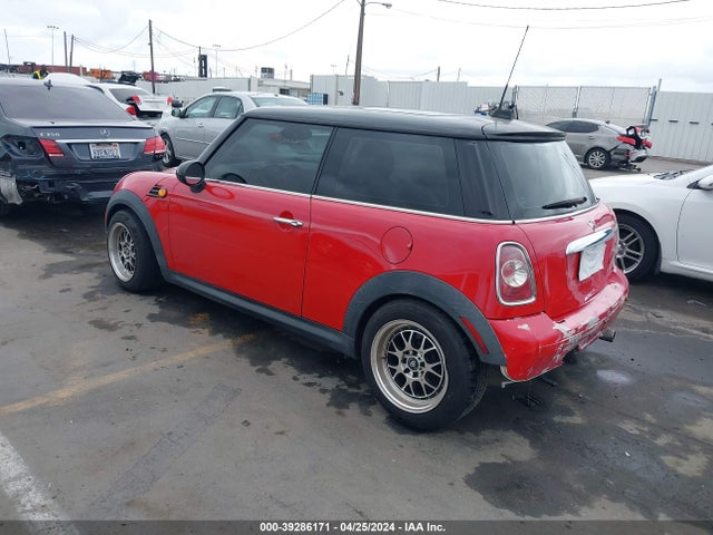 2013 MINI HARDTOP WMWSU3C59DT547971 Photo 2