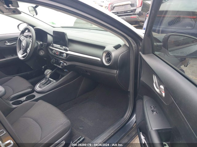 KIA Forte Lxs 2019 3KPF24AD4KE101436 Image 5
