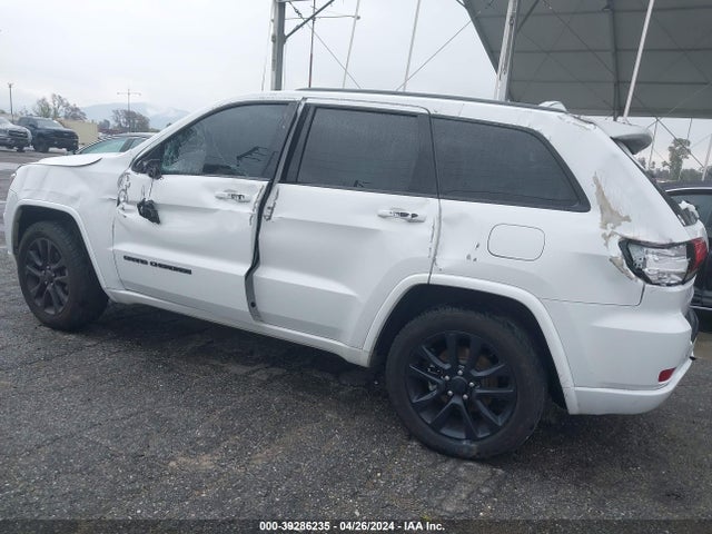 1C4RJEAG8HC788727 Jeep Grand Cherokee Altitude 4x2