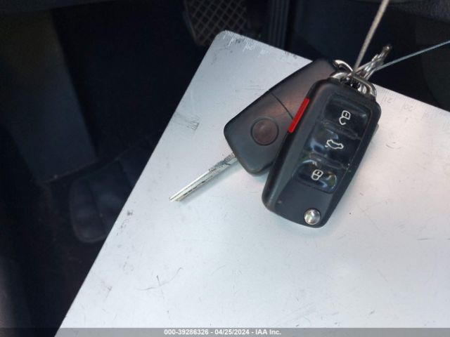 3VWD17AJXEM401197 Volkswagen Jetta 1.8t Se